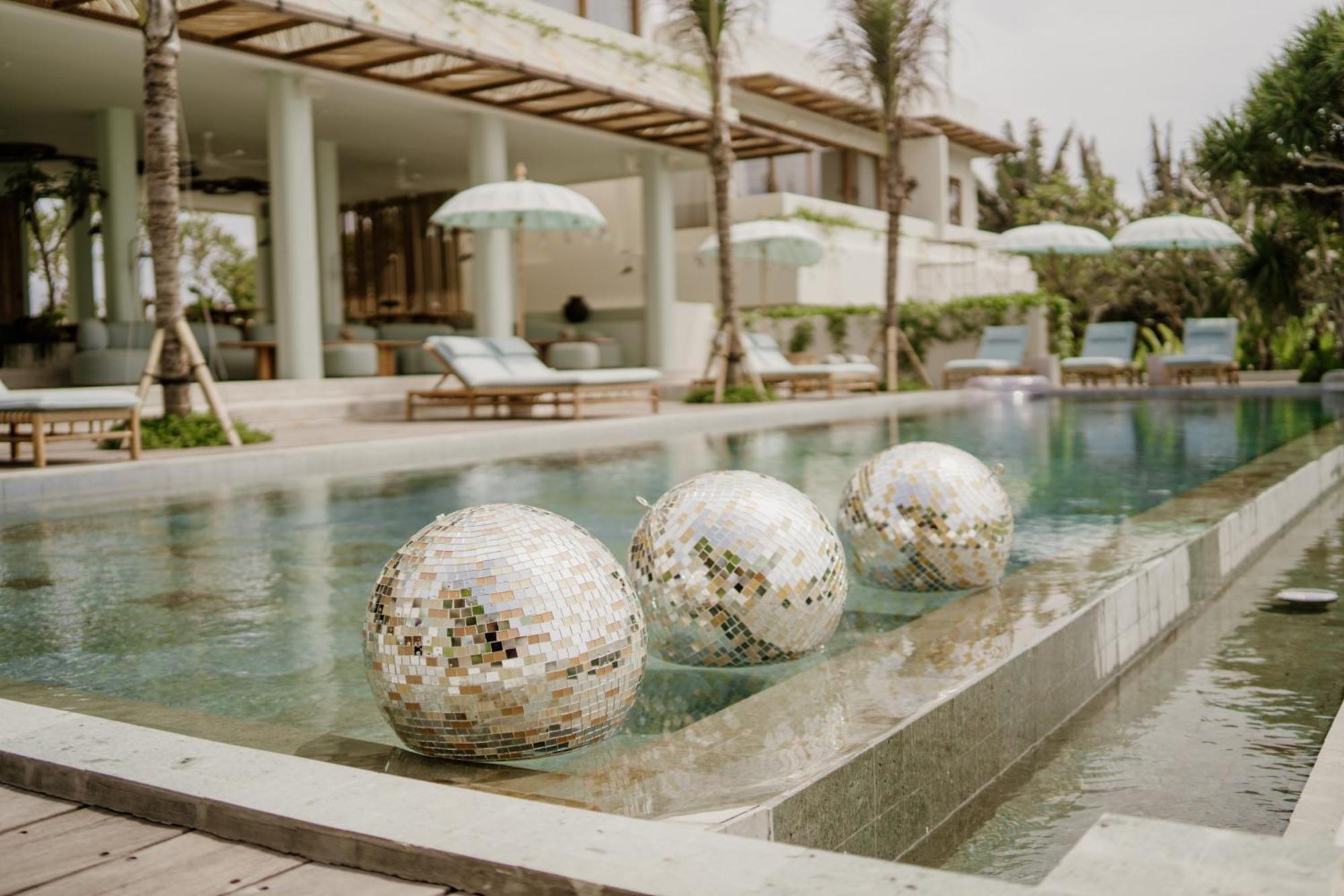 Oshom Bali At Nuanu Creative City Tanah Lot  Exterior photo